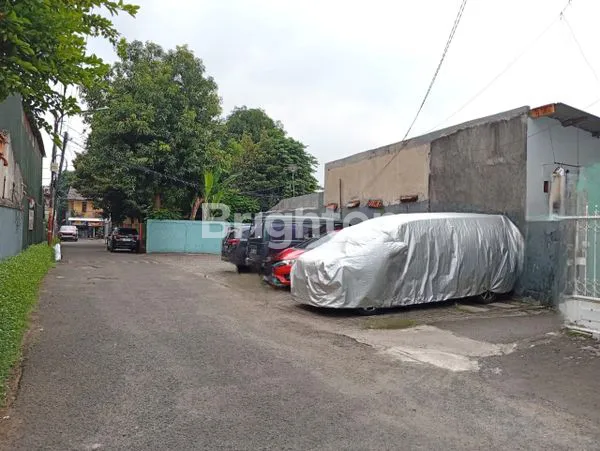 image RUMAH & 9 UNIT KONTRAKAN DI KEBUN JERUK (8)