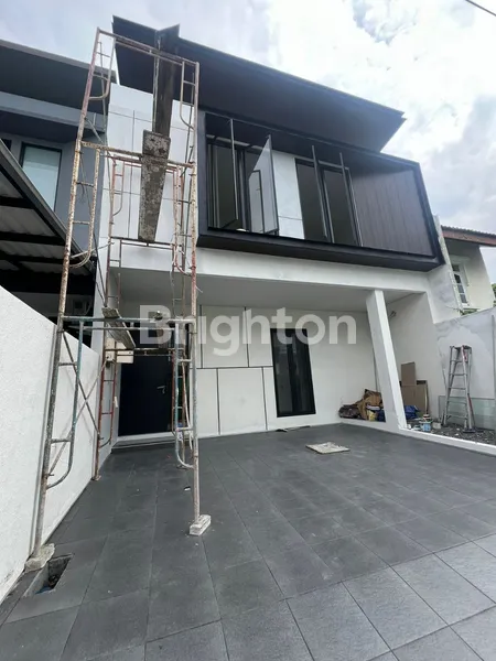 image DIJUAL RUMAH BARU GRESS MINIMALIS DI PERUMAHAN KENJERAN INDAH SURABAYA TIMUR DEKAT PAKUWON CITY, MERR, GALAXY MALL (6)