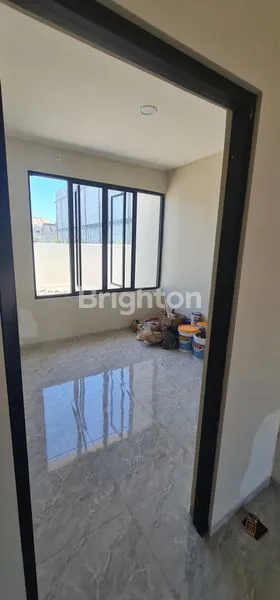 image RUMAH BARU 2LT DI TAMBAK MEDOKAN AYU (3)