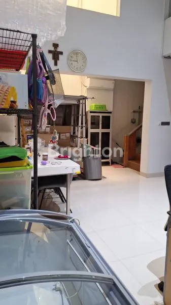 image RUMAH MEWAH 4 LANTAI FULLY-FURNISHED DI TANJUNG BUNGA (2)