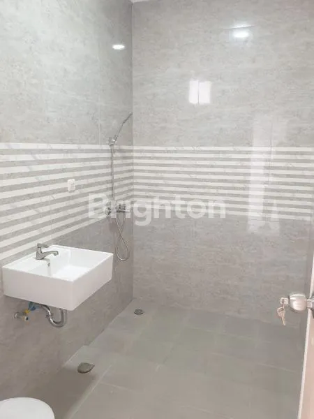 image RUMAH PLUIT KARANG MOLEK PENJARINGAN 4  LANTAI 4 X 15 SHM SELATAN (6)