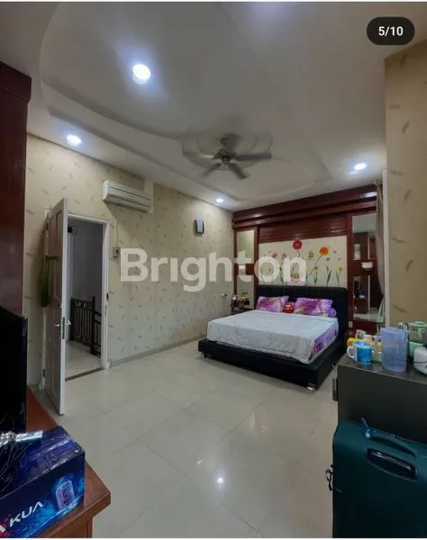 image RUMAH THE PIAZZA RESIDENCE MEDAN HELVETIA (4)