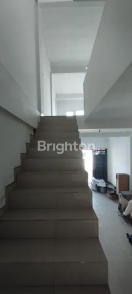 image RUKO LEMPUNG TAMA (2)