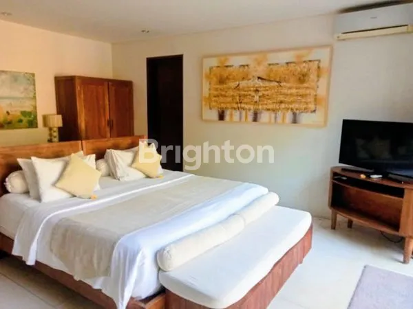 image FOR RENT - 2 BEDROOM VILLA IN SEMINYAK (4)