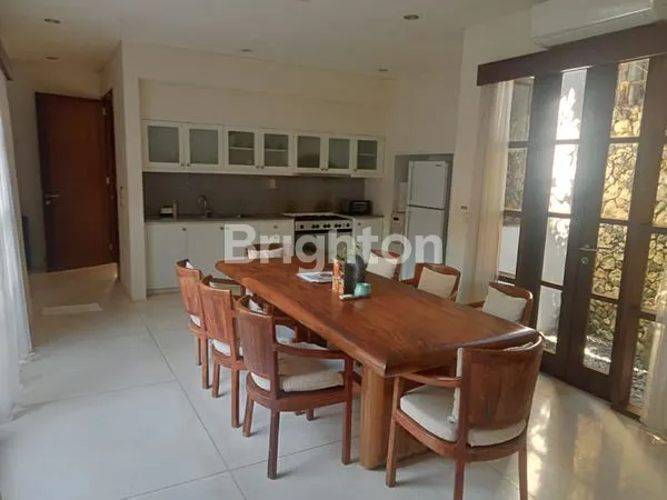 image FOR RENT - 2 BEDROOM VILLA IN SEMINYAK (7)