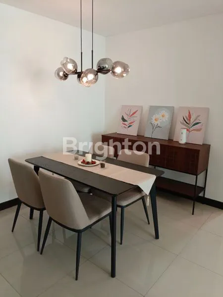 image HUNIAN NYAMAN D3BR GALLEY WEST DI JALAN PANJANG (1)