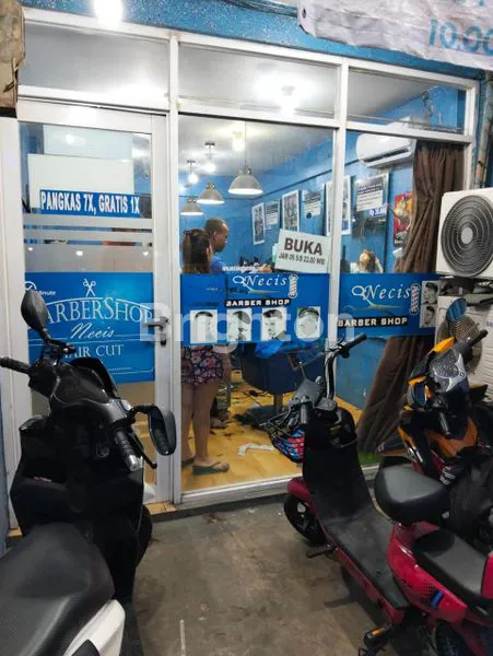 DISEWAKAN KIOS ATAU TOKO UNTUK USAHA, LOKASI RAMAI PENGUNJUNG DAN BANYAK JENIS USAHA DISEKITAR – MENCENG , TEGAL ALUR , KALIDERES , JAKARTA BARAT