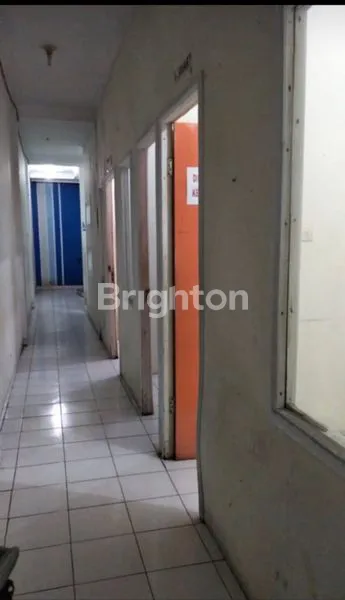 image INVESTASI RUKO 3 LANTAI DI JALAN KUTAI, SHM LENGKAP (3)