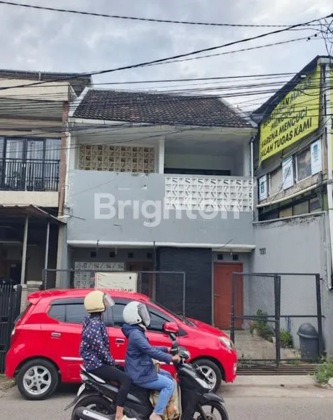 RUMAH ARCAMANIK DI PINGGIR JALAN UTAMA