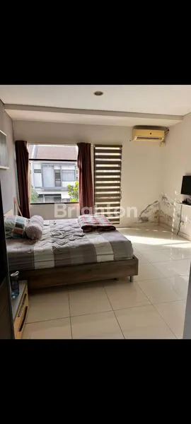 image HUNIAN NYAMAN 4 KT DI BSD SEMI FURNISHED, LT 144M² (5)