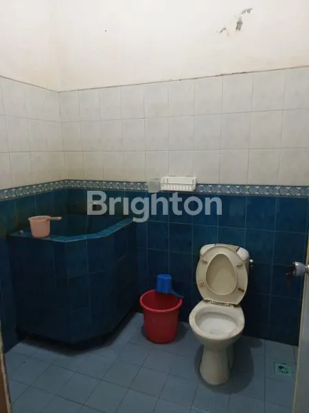 image RUMAH 1,5 LANTAI TENGAH KOTA MODEL LAMA MASIH KUALITAS  (7)