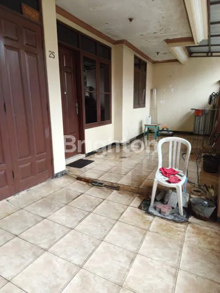 image RUMAH 1,5 LANTAI TENGAH KOTA MODEL LAMA MASIH KUALITAS  (2)