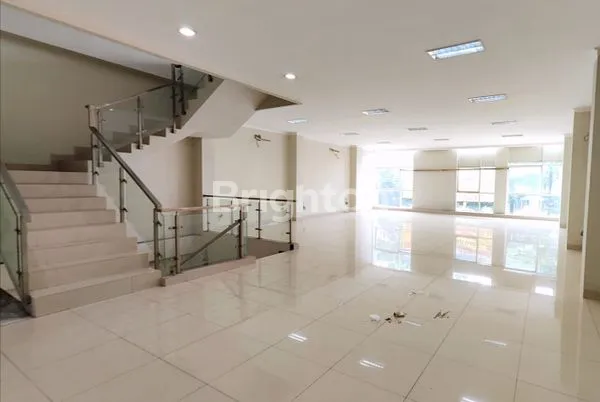 image GEDUNG MINI RUKO 4,5 LANTAI JOGLO JAKARTA BARAT (1)