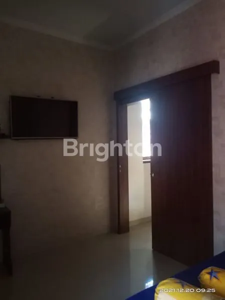 image RUKO 3 LANTAI FURNISH DI KOTA (7)