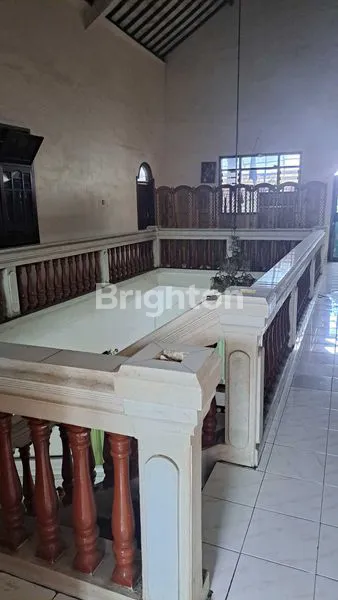 image RUMAH & USAHA KULINER AKTIF RAMAI DI SAWOJAJAR (4)