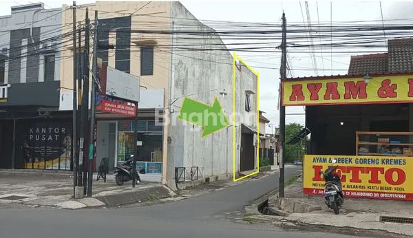 image RUKO 3 LANTAI DI MOJOSONGO (5)