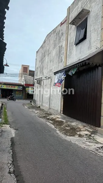 image RUKO 3 LANTAI DI MOJOSONGO (4)