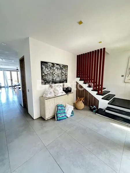 image VILA MEWAH TEPI PANTAI KERAMAS 3KT (6)