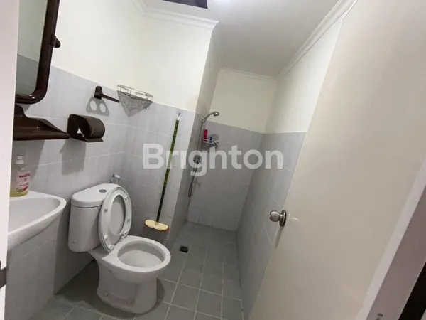 image APARTEMENT 2BR STRATEGIS TOWER B ''PAS DEPAN LIFT'' PUNCAK DHARMAHUSADA TOWER B DEKAT GALAXY MALL RS MITRA KELUARGA MERR KENJERAN PANTAI MENTARI PAKUWON CITY (2)