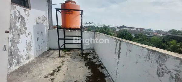 image RUKO 3 LANTAI LT 83M² DEKAT STASIUN PURWOSARI (8)
