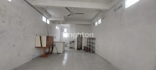 image RUKO 3 LANTAI LT 83M² DEKAT STASIUN PURWOSARI (5)