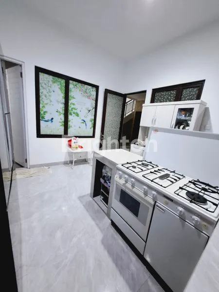 image RUMAH RAPIH DI AVANI AMARILLA BSD (3)