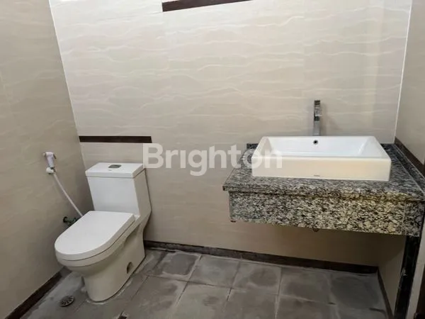 image RUMAH NYAMAN 4 KT, HADAP SELATAN & LEGAL LENGKAP (4)