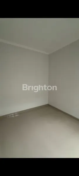 image DISEWAKAN RUMAH 2 LANTAI - GADING SERPONG (8)