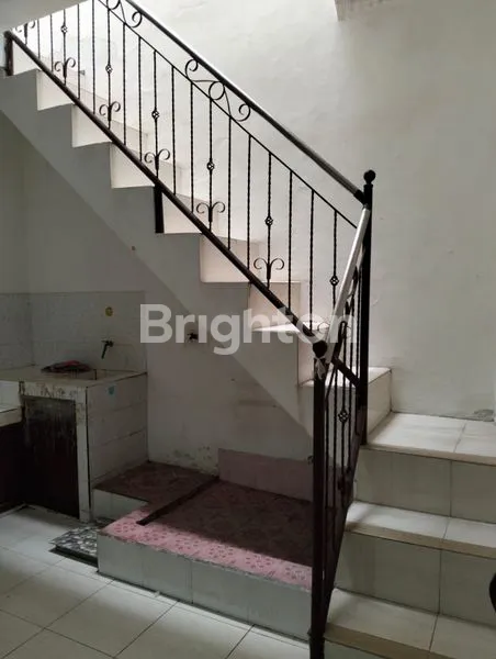 image RUMAH 2 LANTAI TAMAN PONDOK JATI, TAMAN DEKAT TERMINAL BUNGURASIH SIDOARJO ( KODE : 178 ) (2)