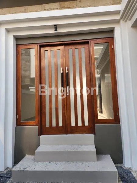 image RUMAH 2 LANTAI KOSONGAN KAWASAN PERUMAHAN AREA DENPASAR TIMUR  (1)