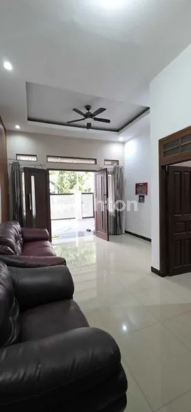 image DIJUAL RUMAH MINIMALIS BHASKARA SELANGKAH RAYA MULYOSARI, LINGKUNGAN NYAMAN DAN TENANG, DEKAT KAMPUS ITS  (2)