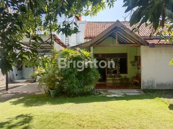 DIJUAL TANAH DAN BANGUNAN (DIHARGAI TANAHNYA SAJA) SEMARANG BARAT