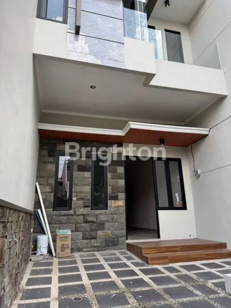 image RUMAH MODERN 2 LANTAI, LOKASI PREMIUM (1)