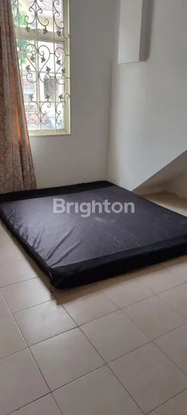 image SEWA TOWNHOUSE 2BR FULL FURNISHED DEKAT TOL (3)
