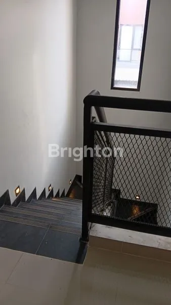 image HUNIAN PREMIUM 2 LANTAI – NYAMAN, EKSKLUSIF, DAN LOKASI STRATEGIS! (4)