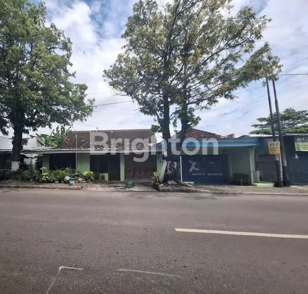 image INVESTASI RUMAH 200M², DEKAT RSUD & GOR (1)