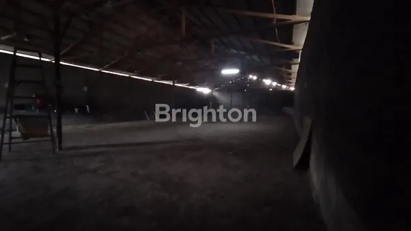 image SEWA GUDANG LUAS DI JALAN RAYA GUNUNG SALAK - LOKASI STRATEGIS DEKAT KUTA & CANGGU (5)