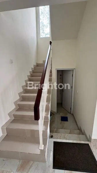 image RUMAH 4KT HOOK FURNISHED VICTORIA HIGHLAND BSB CITY SEMARANG BARAT  (8)