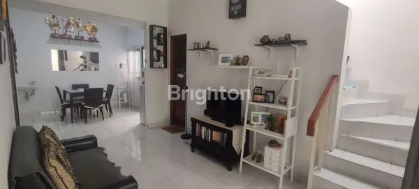 image RUMAH 2 LANTAI 3 KT DI CLUSTER THE SPRING (6)