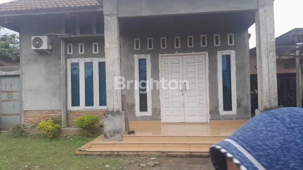 image RUMAH SIAP HUNI, DEKAT FASILITAS PUBLIK (1)