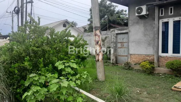 image RUMAH SIAP HUNI, DEKAT FASILITAS PUBLIK (2)