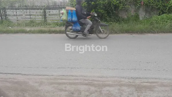 image RUMAH SIAP HUNI, DEKAT FASILITAS PUBLIK (8)