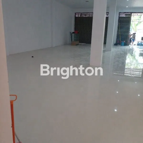 image RUKO STRATEGIS 2 PINTU JALAN UTAMA MT HARYONO BALIKPAPAN SELATAN (4)