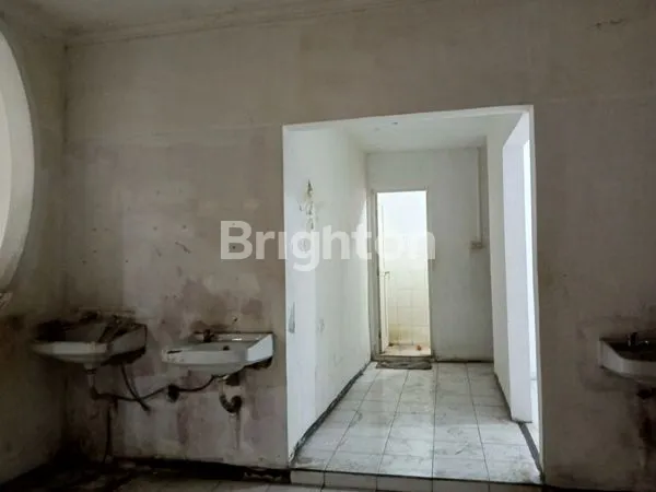 image TEMPAT USAHA STRATEGIS DI TENTARA PELAJAR SEMARANG (4)