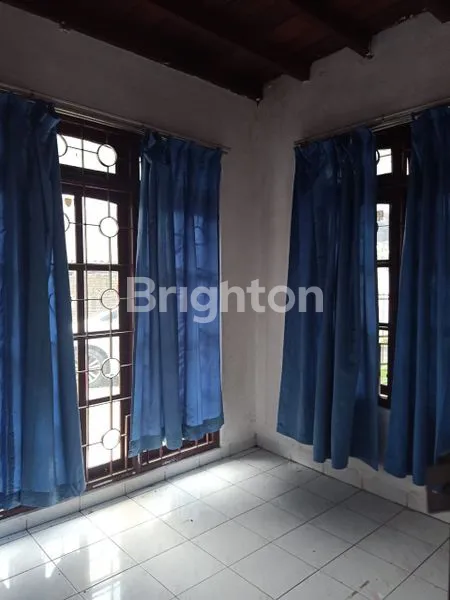 image RUMAH KOST LUAS 2 LANTAI UNGARAN BARAT  (4)