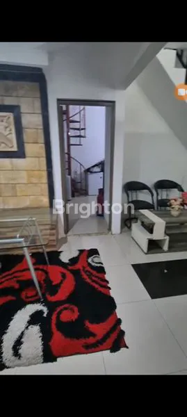 image WIYUNG, BABATAN PRATAMA, SURABAYA BARAT, RUMAH 2 LANTAI (2)