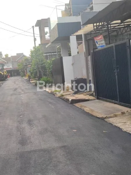image DIJUAL CEPAT RUMAH GADING SERPONG SEKTOR 1E (2)