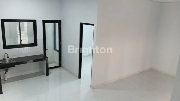 image MODERN HOUSE 2 LANTAI  – DESAIN RAPI & TENGAH KOTA (1)