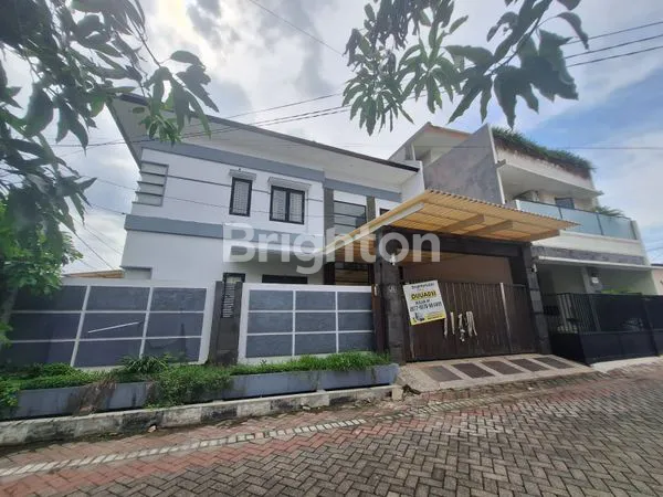 image SIAP HUNI NIRWANA EXECUTIVE 2 LANTAI, LOKASI DEKAT DEKAT STIKOM, DEKAT JL. IR SOEKARNO / MERR, PANDUGO, RUNGKUT ASRI, KEDUNGBARUK, BARUK UTARA, PANJANGJIWO, TENGGILIS. (1)