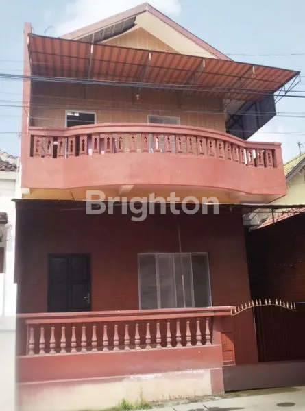 image RUMAH DI PASAR KLIWON (2)